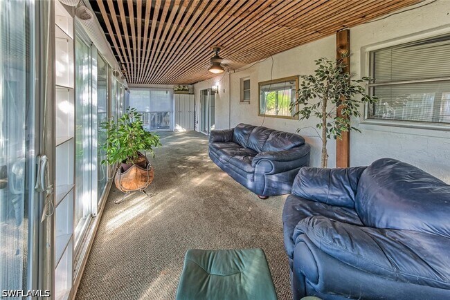 Building Photo - 42 4th St