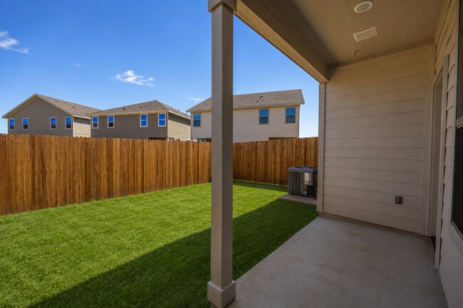 Building Photo - 7518 Gramercy Wy