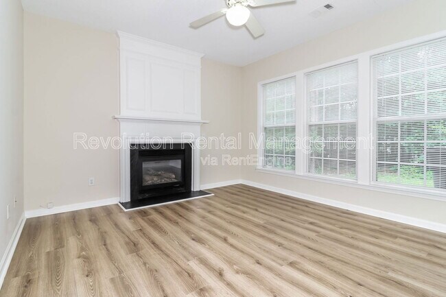 Building Photo - 2614 Regent Walk Dr