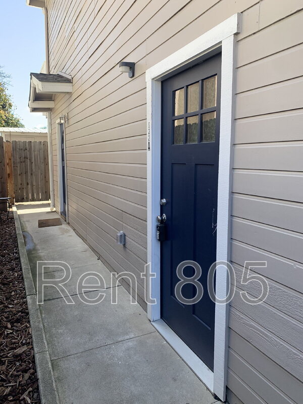 Building Photo - 622 S Seaward Ave