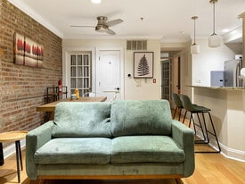 Building Photo - 328 Garden St