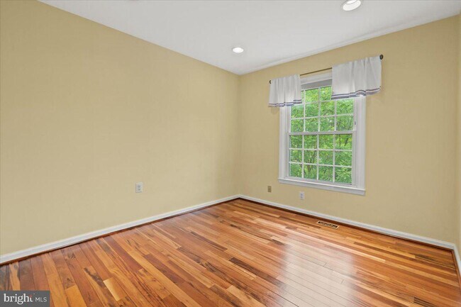 Building Photo - 6562 Sand Wedge Ct