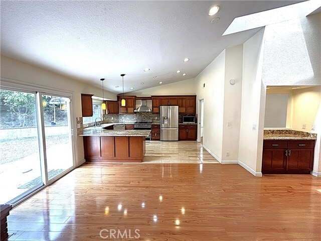 Building Photo - 904 Sky Meadow Pl