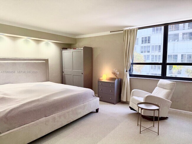 Building Photo - 10175 Collins Ave