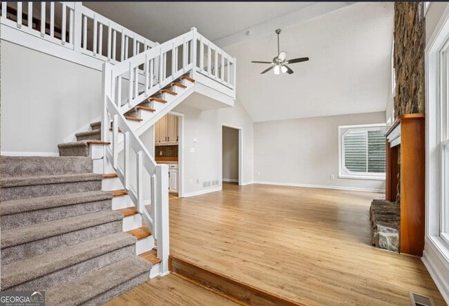 Building Photo - 270 St Simons Cove