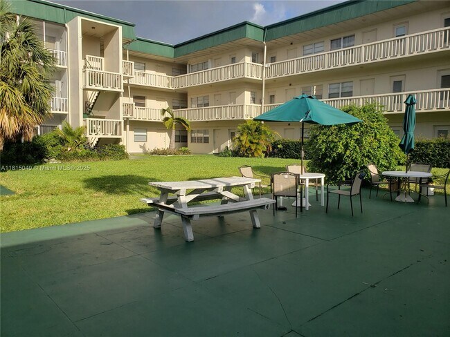 Building Photo - 1450 Atlantic Shores Blvd