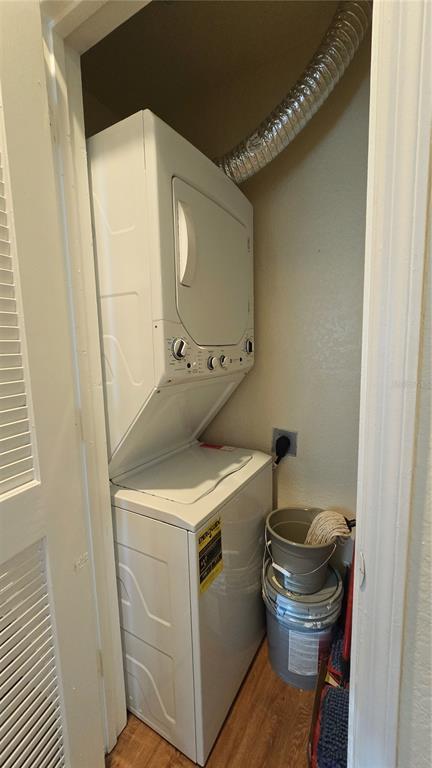 Building Photo - 4005 Santa Maria Dr