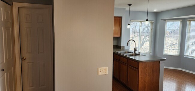 Building Photo - 3185 Ketch Ct