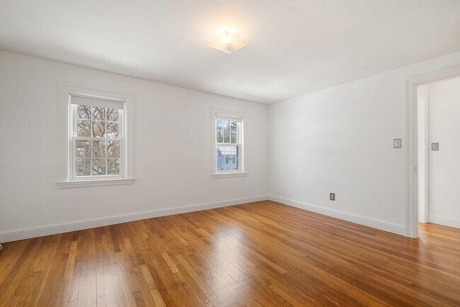 Building Photo - 159 Payson Rd