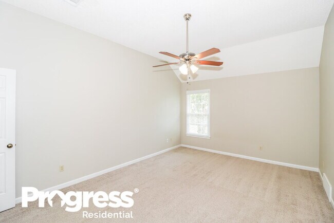 Building Photo - 8699 Old Post Rd