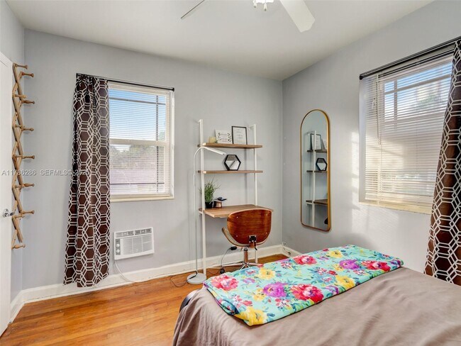 Building Photo - 400 Cadima Ave