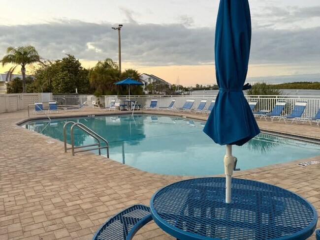 Building Photo - 3216 Mangrove Point Dr