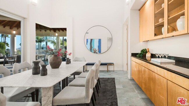 Building Photo - 816 Monte Leon Dr