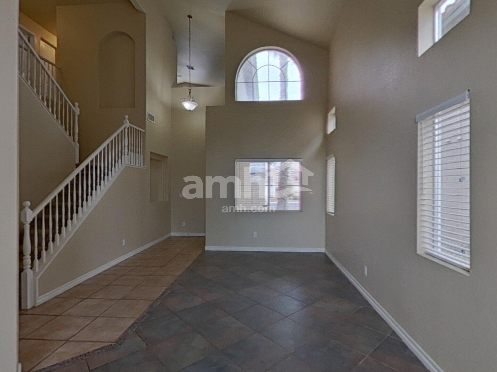 Building Photo - 956 Rainbow Rock St