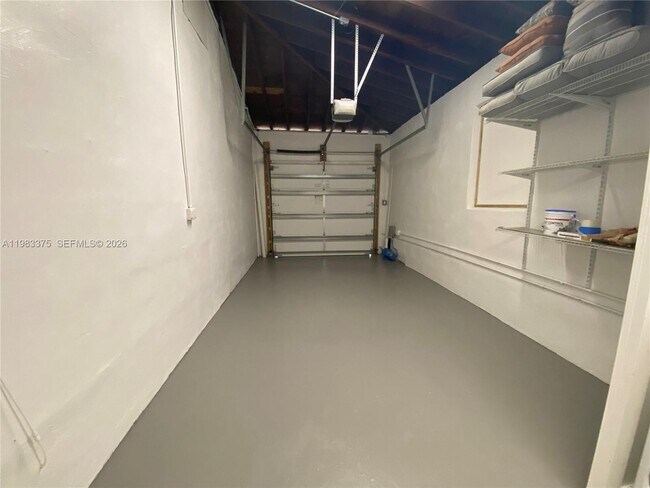 Building Photo - 5767 SW 35th St