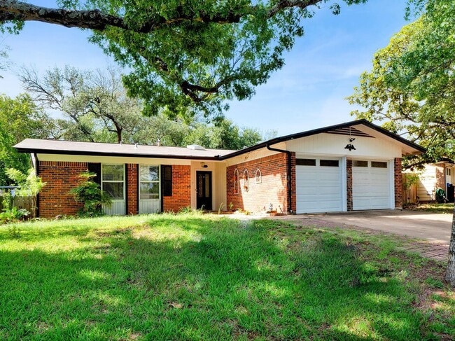 Primary Photo - 7011 Whispering Oaks Dr