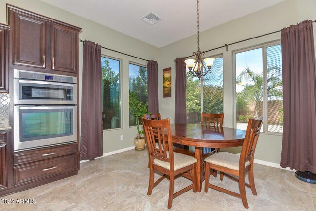 Building Photo - 19210 W Denton St