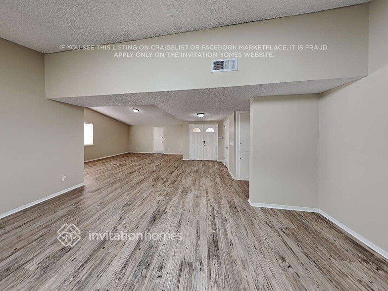 Building Photo - 28153 Haxton Dr