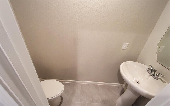 Building Photo - 3303 Zephyr Park Ln