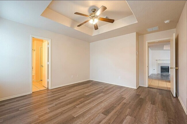 Building Photo - 1123 Desert Palms Ln