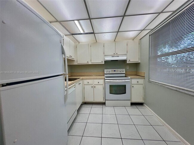 Primary Photo - 3101 NW 47th Terrace