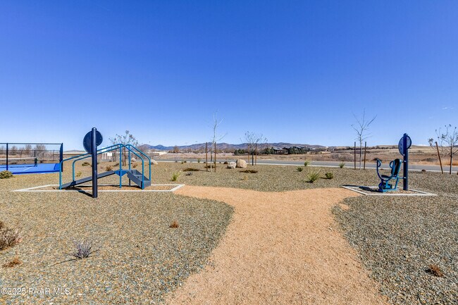 Building Photo - 175 N Village Way