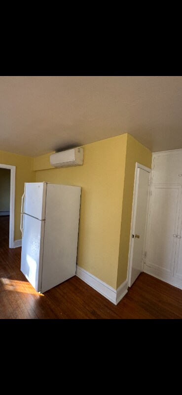 Building Photo - 313 North St