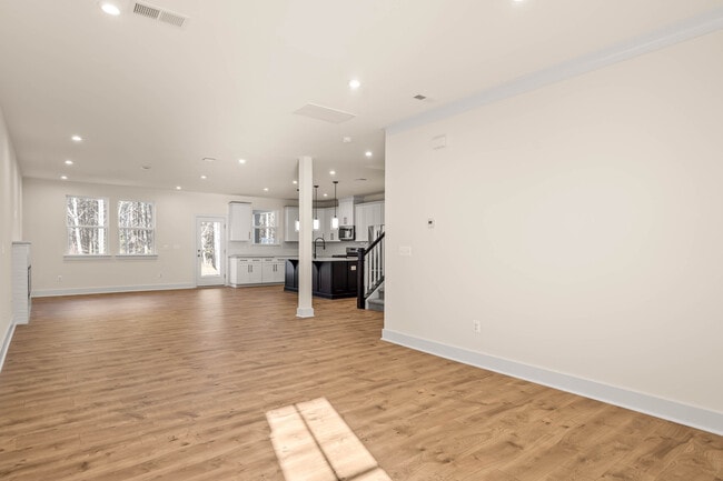 Building Photo - 383 Scranton Ln