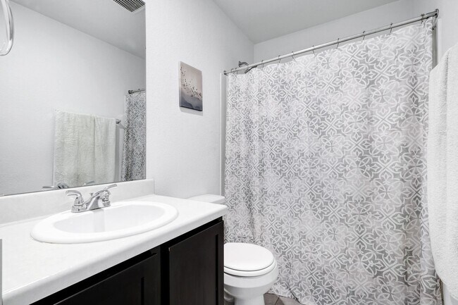 Building Photo - ***APPLICATION CURRENTLY UNDER REVIEW***Tw...