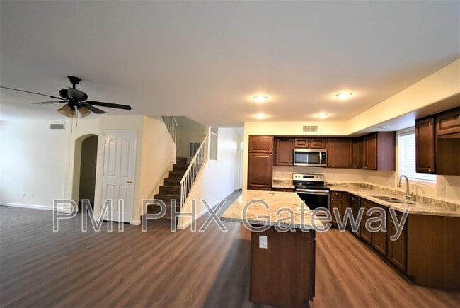 Building Photo - 1783 W Springfield Way