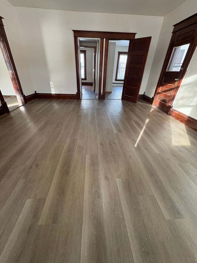 Building Photo - THR -03- Galesville