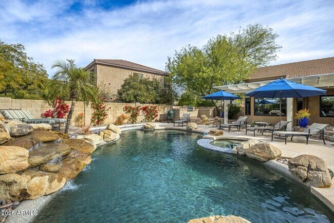 Building Photo - 10912 E Butherus Dr