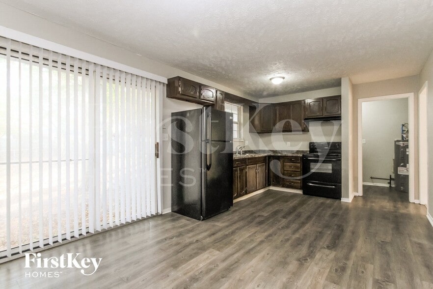 Building Photo - 3243 Eastbrooke Ct