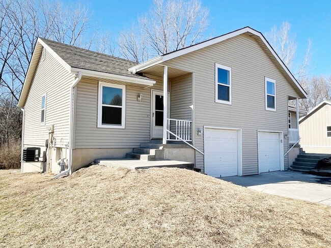 Building Photo - 7104 Orchard Ct