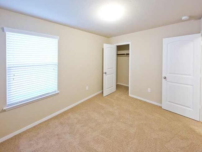 Building Photo - 12117 Greywacke Dr