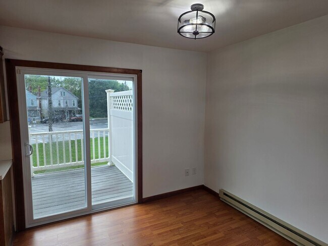 Building Photo - 1118 Bernice Dr