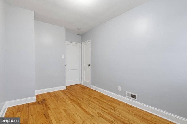 Building Photo - 811 Mildred Ave