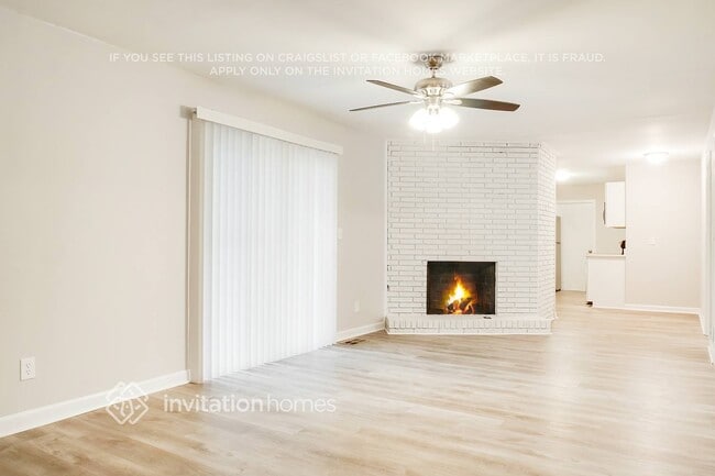 Building Photo - 3610 Warbler Dr