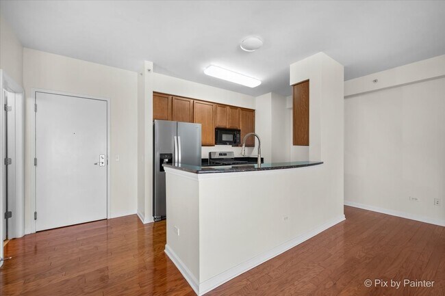 Building Photo - 50 S Grove Ave