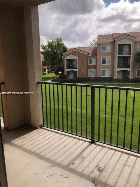 Building Photo - 8010 N Nob Hill Rd