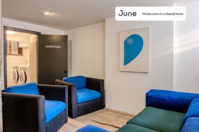 Building Photo - Room in Shared 3 bed/3 bath home