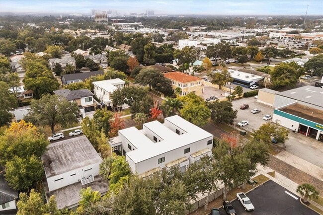 Building Photo - 1049 N Kentucky Ave