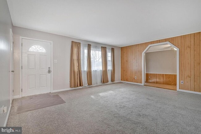 Building Photo - 6015 Cracklingtown Rd