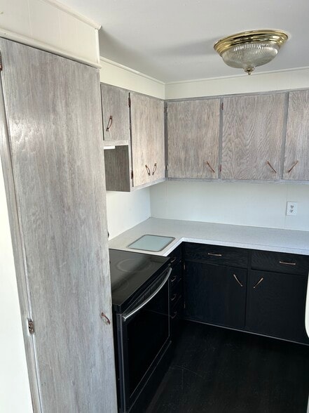 Building Photo - 1312 Coolidge Ave