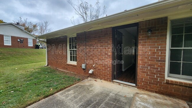 Building Photo - 634 Morton Ct