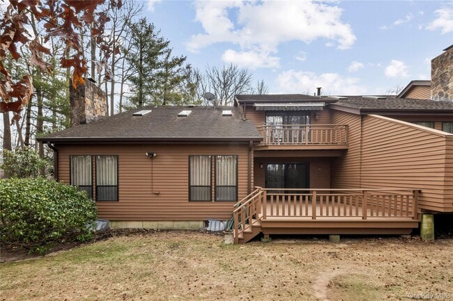 Building Photo - 1 Yale Dr