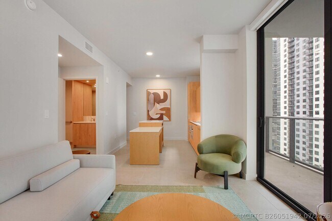 Building Photo - 601 N Miami Ave