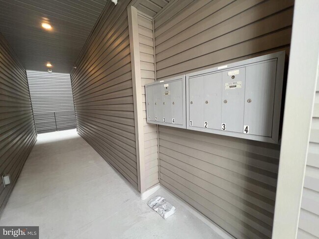 Building Photo - 959 Shackamaxon St