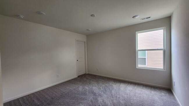 Building Photo - 4 Bedroom 2.5 Bathroom NEW Home in Wilson's Walk