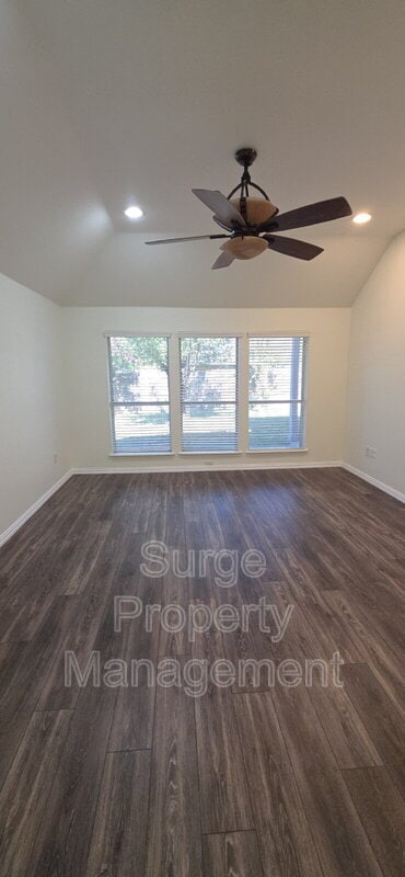 Building Photo - 629 Dorchester Dr